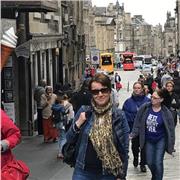 Profesora centro concertado de Vigo imparte clases personalizadas de inglés,francés y lengua española